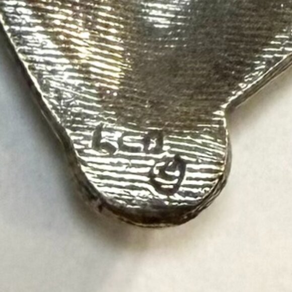 Heart Musical Note Pewter Pin Treble Clef Music Notes Musician Conductor Signed - Picture 7 of 7